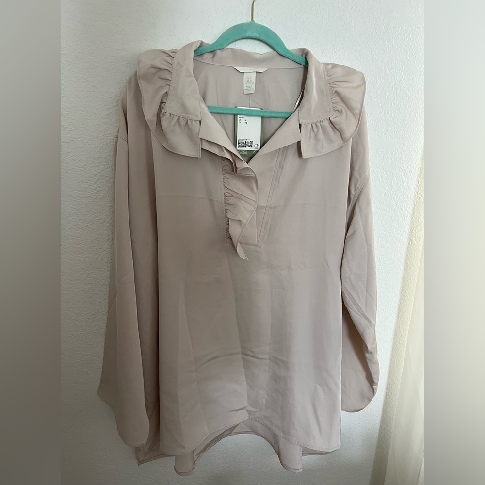 NWT H&M Oversized Blouse Shirt Tan Ivory White Ruffles sz XL XXL